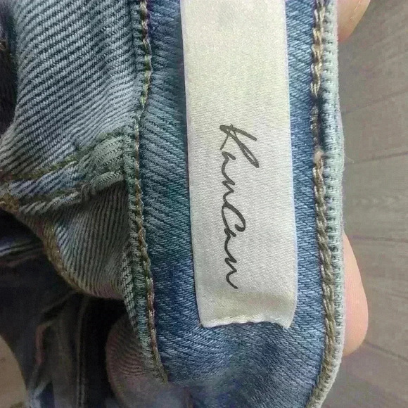 Kancan flare jeans with 4 button-down up fly. Size 5/26 - Picture 5 of 7